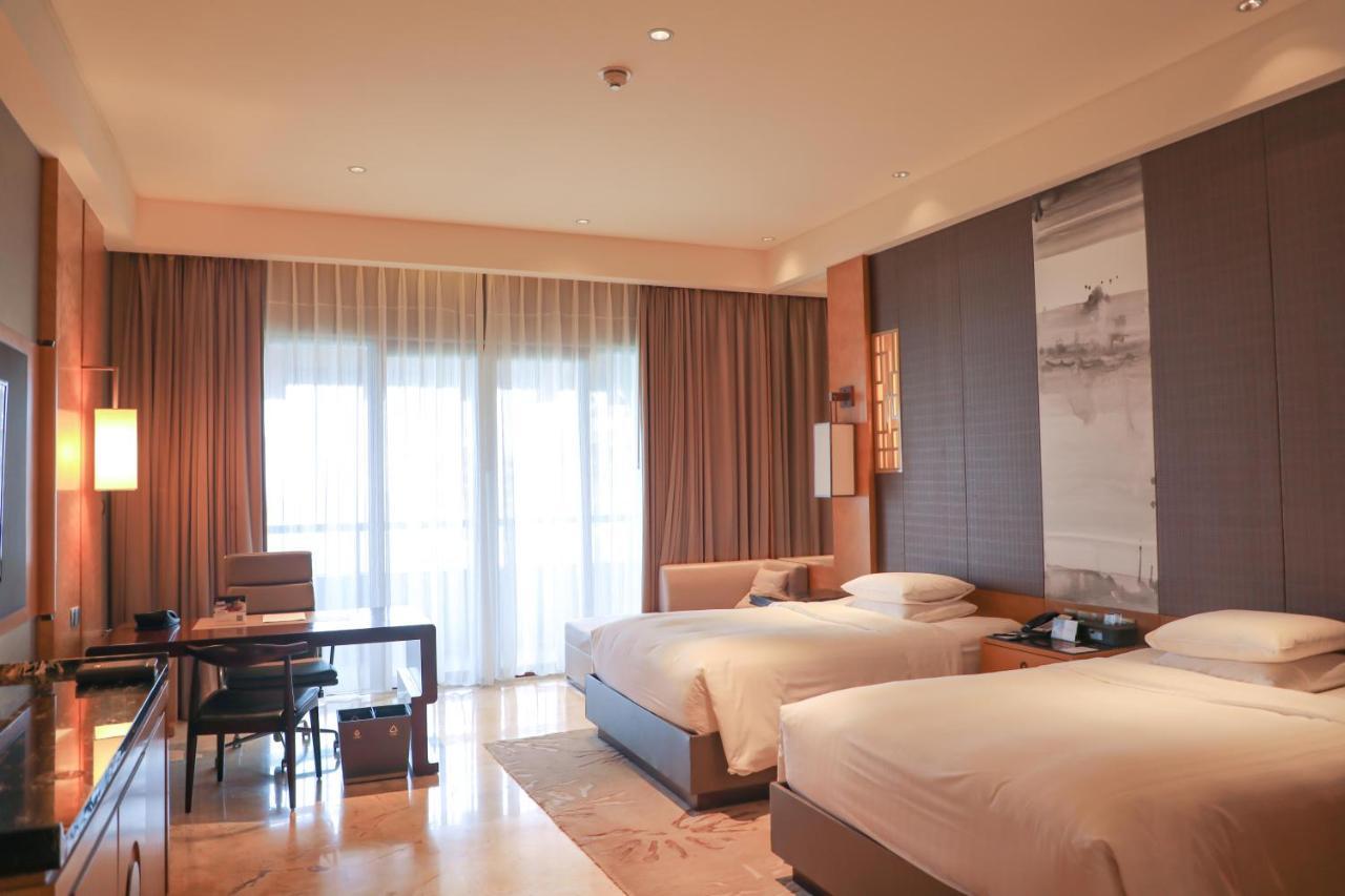 Haikou Marriott Hotel Exterior photo
